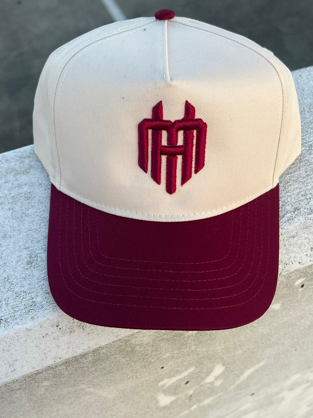 Muscle Hustle Signature Trucker (burgandy)